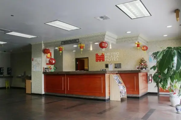 Metro Plaza Hotel Main image